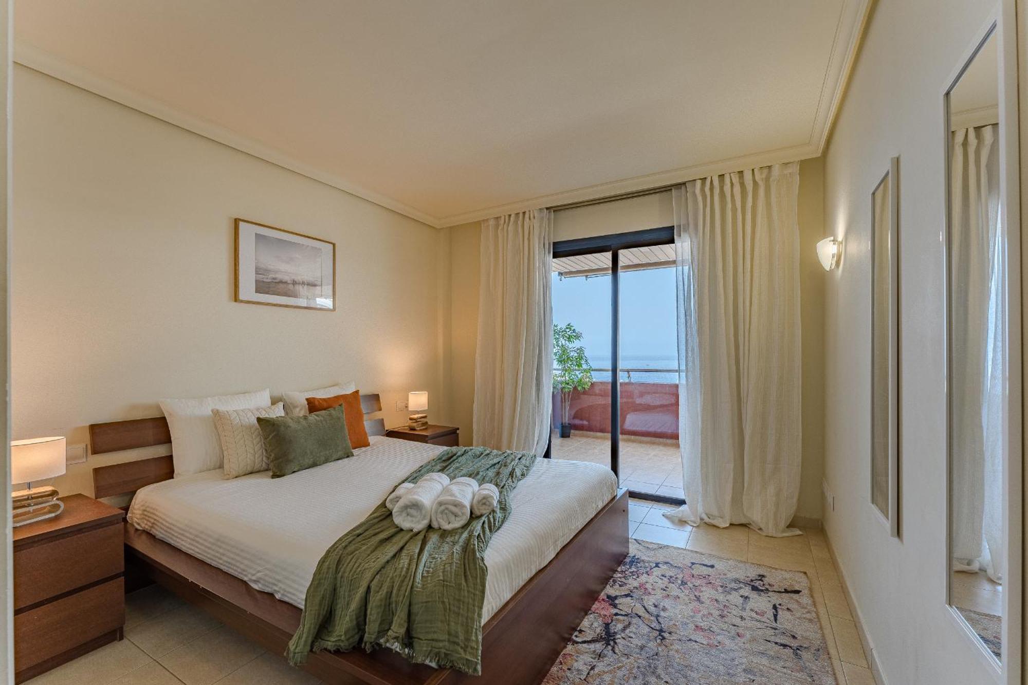 Hermitage Homes Blg Пуэрто-де-Сантьяго Экстерьер фото