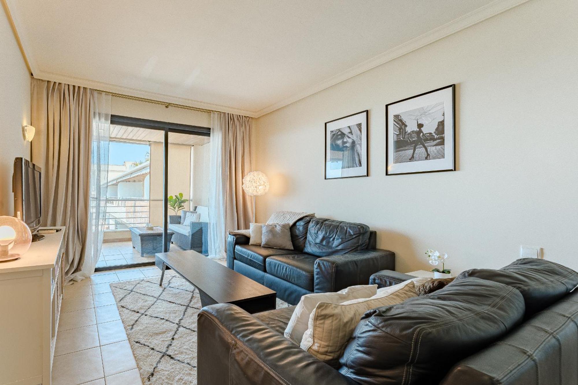 Hermitage Homes Blg Пуэрто-де-Сантьяго Экстерьер фото